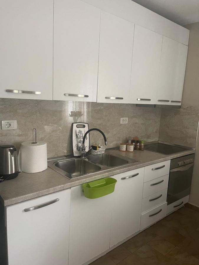 Anna'S Apartment 地拉那 外观 照片