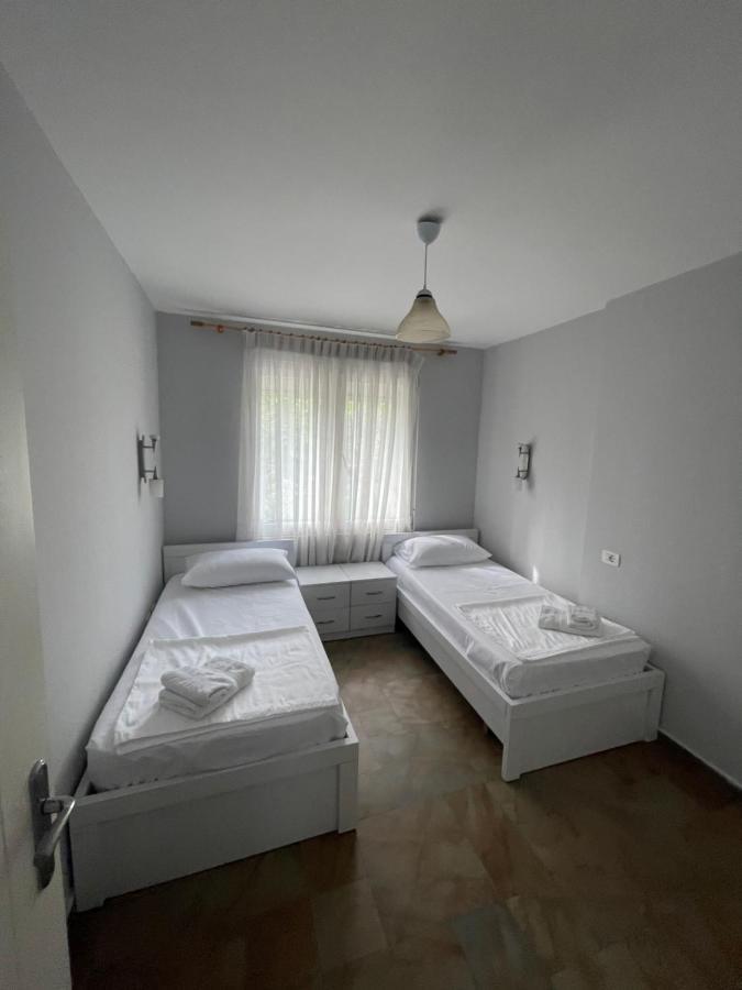 Anna'S Apartment 地拉那 外观 照片